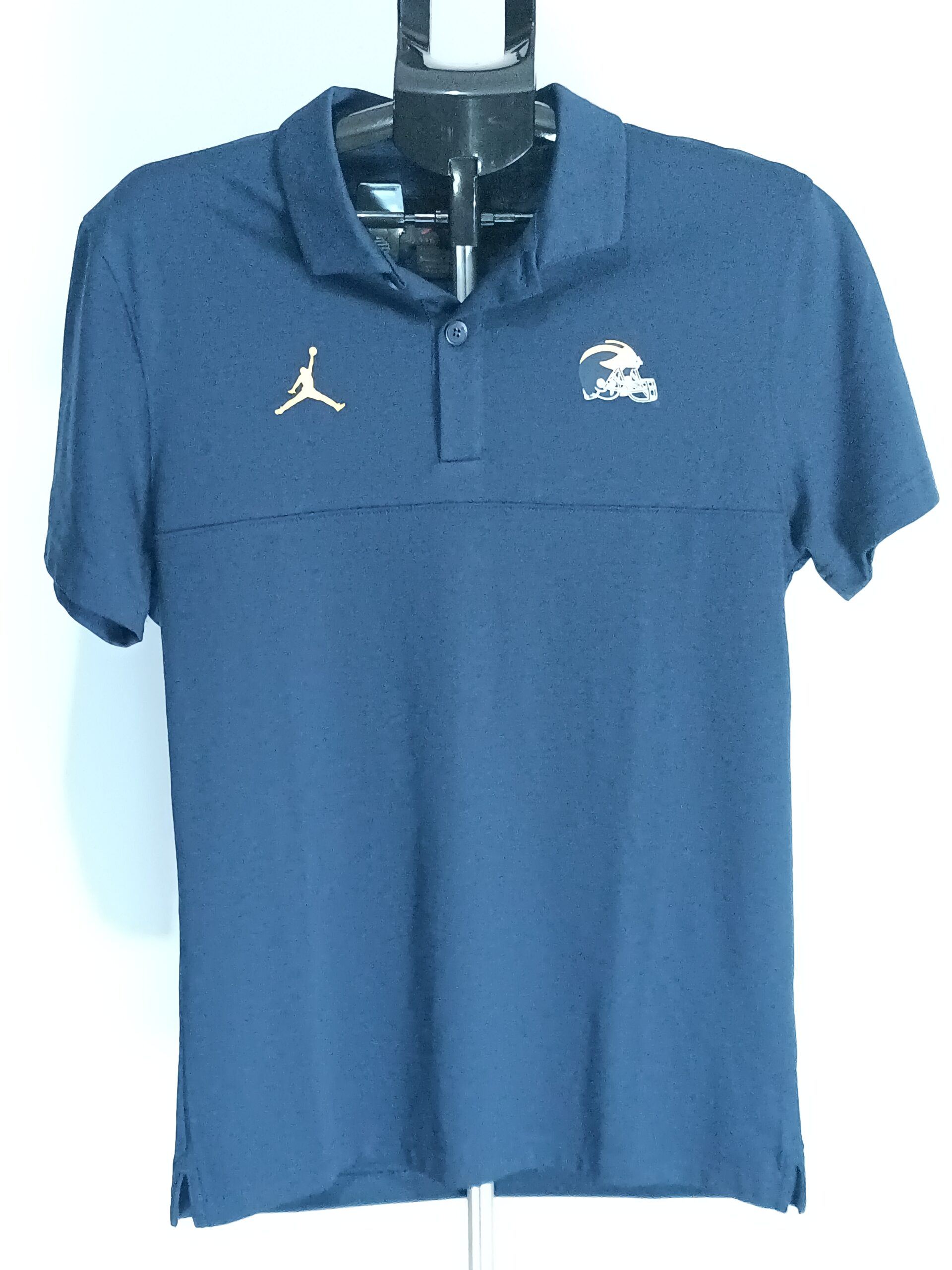 new! michigan wolverines nike dri fit polo (size s) perfect for game day! new! michigan wolverines nike dri fit polo (size s) perfect for game day!